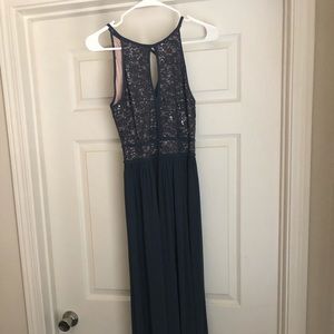 Lace keyhole tie back halter dress